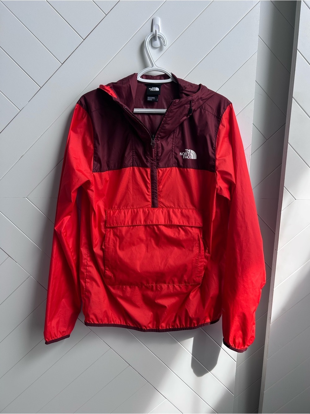 North Face Fanorak windbreaker jacket two-tone burgundy and red size men’s small
